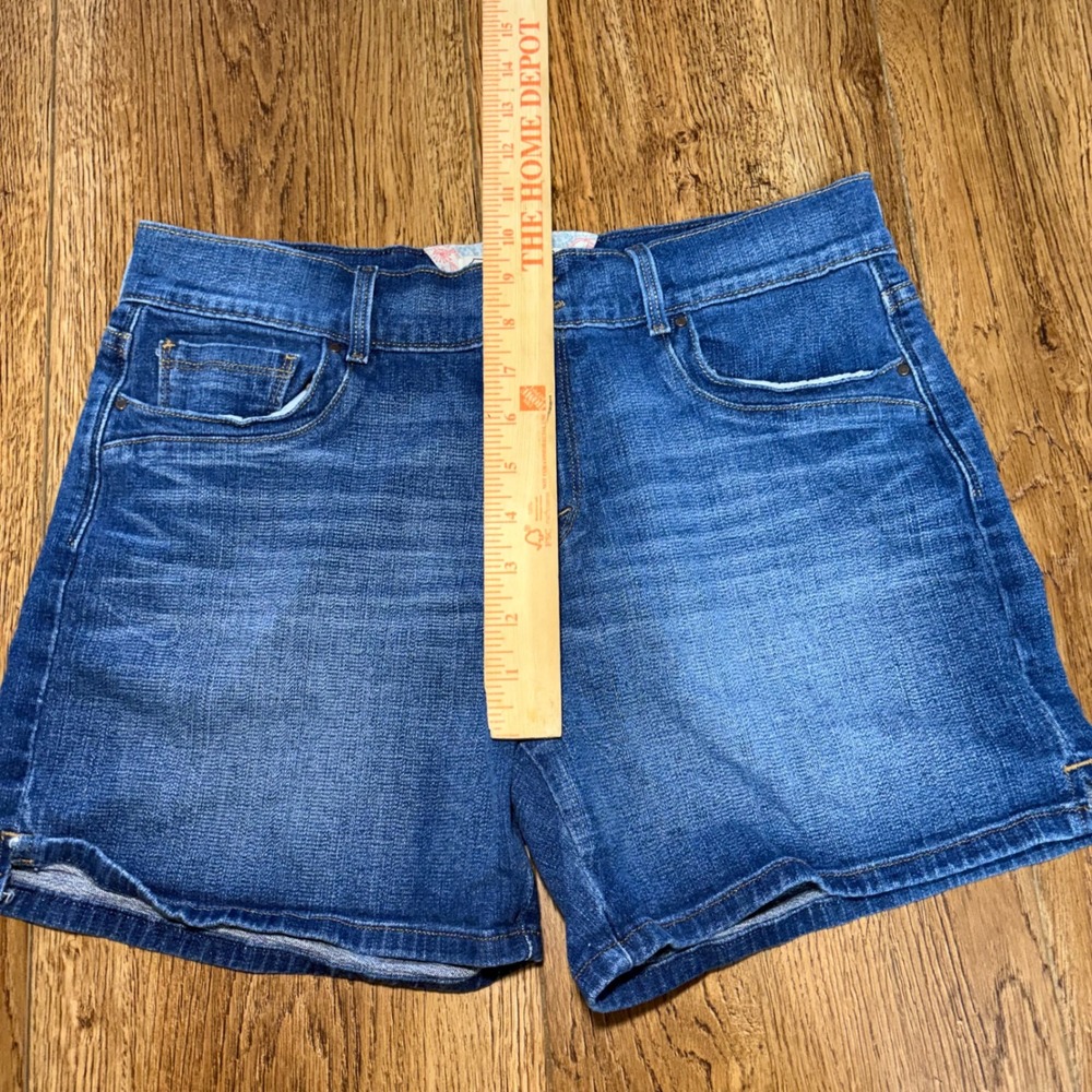Y2K Levis Womens Denim Jean Shorts Stretch Double Button Size 10 Batwing Western - Picture 6 of 9